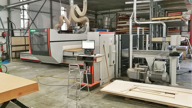 Equipamiento de alta calidad de las salas de cine en Francia con tecnología de anidamiento Equipamiento de alta calidad de las salas de cine en Francia con tecnología de anidamiento