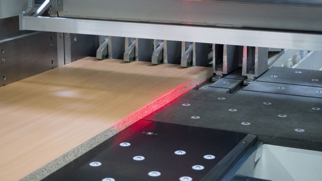Sistema de visualización asistida por láser para identificación de piezas sin errores Sistema de visualización asistida por láser para identificación de piezas sin errores