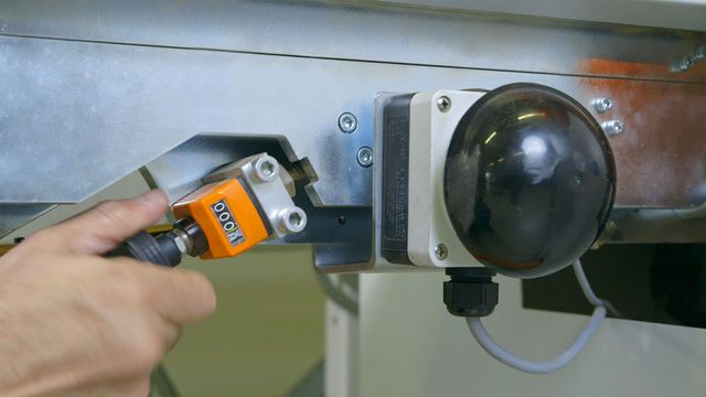 Mecanizado completo por los 4 lados Mecanizado completo en los 4 cantos de la pieza de trabajo y en la superficie