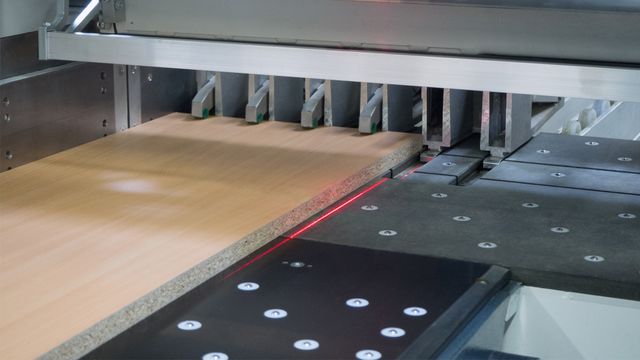 Sistema de visualización asistida por láser para identificación de piezas sin errores Sistema de visualización asistida por láser para identificación de piezas sin errores
