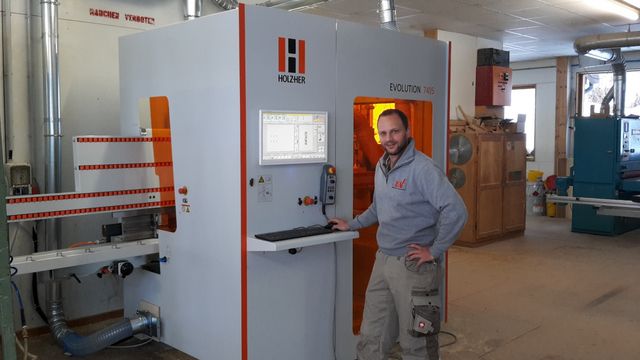 Referencia/experiencia con maquinaria Holzher - mecanizado CNC en espacios mínimos